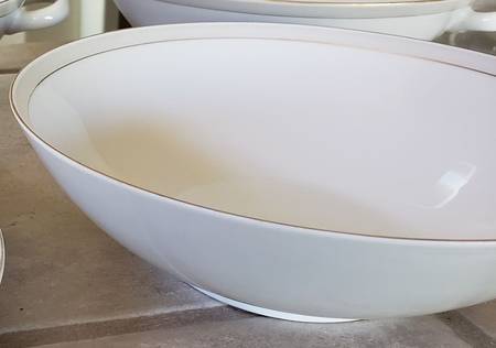 THO140 9" Round Vegetable Bowl