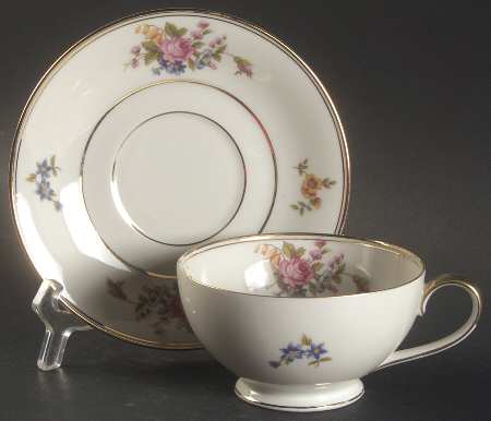 Queensrose (Smooth #159) Footed Cup & Saucer Set