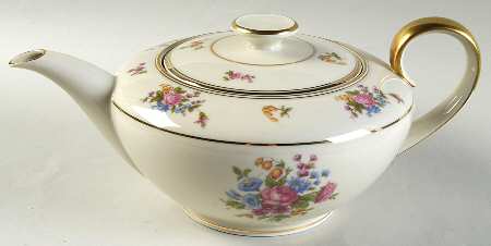 Queensrose (Smooth #159) Teapot & Lid
