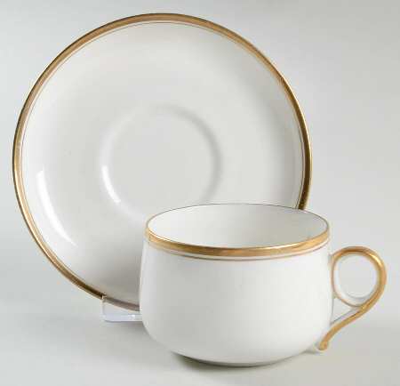 7372 Flat Cup & Saucer Set