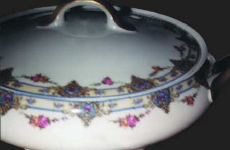 TRV209 Round Covered Vegetable