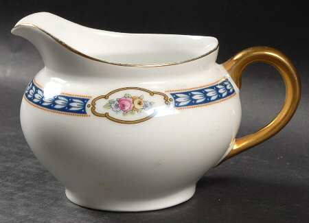 3335 Creamer