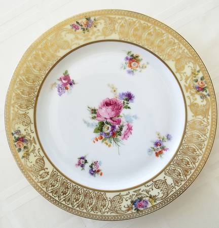 TIR195 Dinner Plate