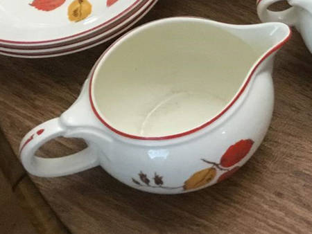 TST385 Creamer