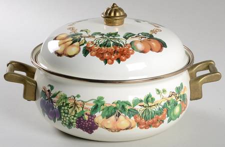 Kensington Garden 3 Quart Metal Covered Casserole