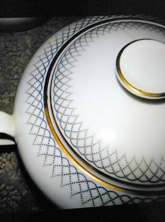 2904 Sugar Bowl & Lid