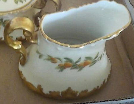 TRV233 Creamer