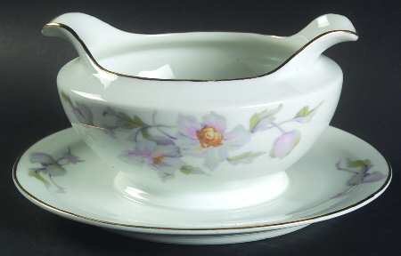 16665 Gravy Boat with Attached Underplate