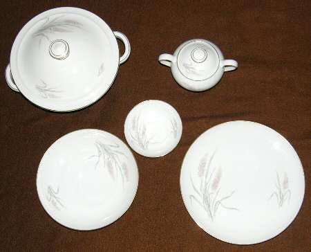 THO163 Dinner Plate