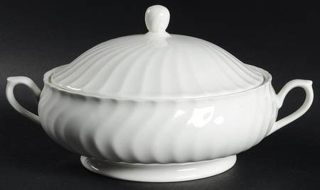 Cascade Round Covered Vegetable