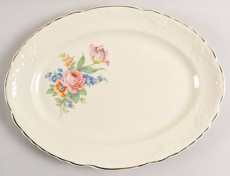1823 (Fairway Shape) 13" Oval Serving Platter