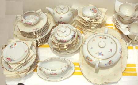 TIR226 Round Covered Vegetable