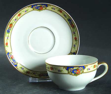 Granada Flat Cup & Saucer Set by Thun