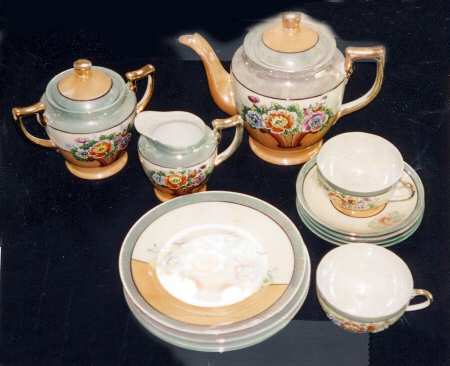 TKI4 Teapot & Lid