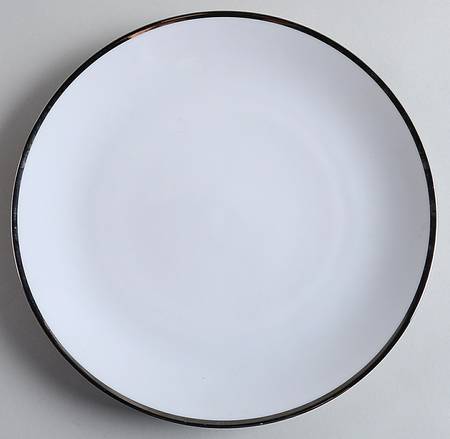 Platinum Band Luncheon Plate