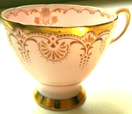 8229H Footed Cup