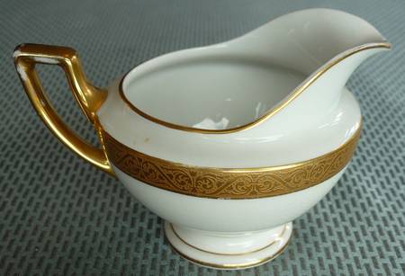 09128 Creamer