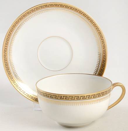 2680 Gold (Verge) Flat Cup & Saucer Set
