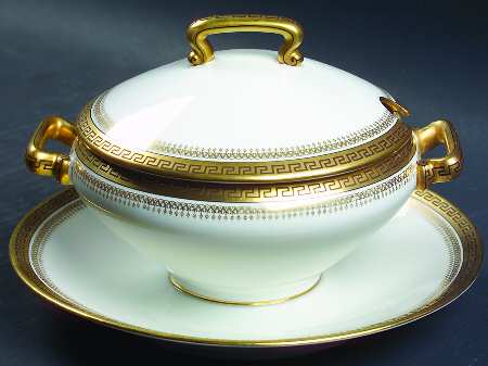 2680 Gold (Verge) Gravy Boat w/Attached Underplate & Lid