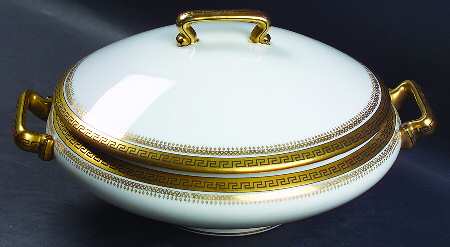 2680 Gold (Verge) Round Covered Vegetable
