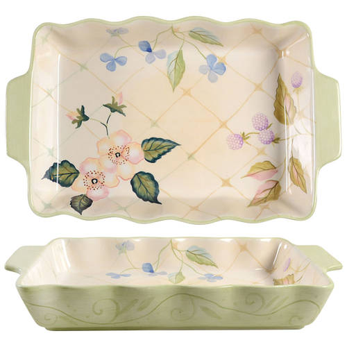 Evelyn 15" Rectangular Baker
