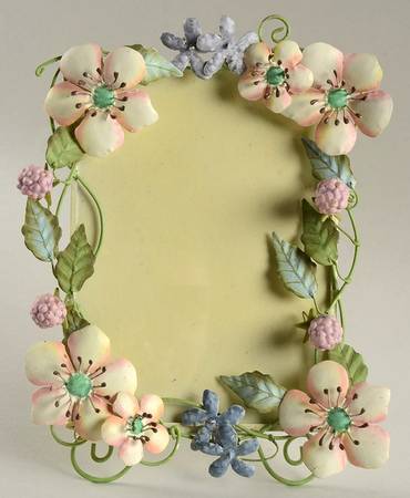 Evelyn Frame-Holds 5" X 7"