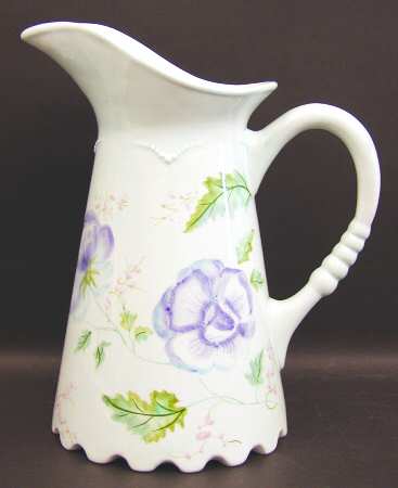 Lucy 72 Oz Pitcher