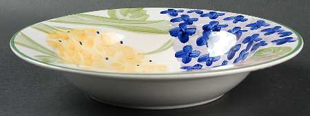 Hydrangea Garden Rim Soup Bowl