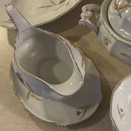 Bayreuth Gravy Boat with Attached Underplate