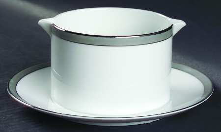 THO194 Gravy Boat with Attached Underplate