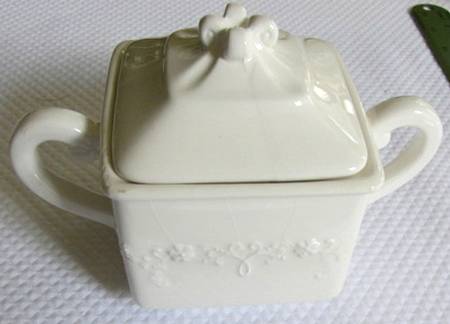 Lace White Sugar Bowl & Lid