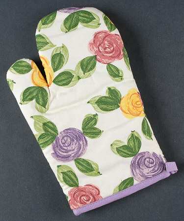 Flora Di Roma Rosa (Roses) Cloth Oven Mitt