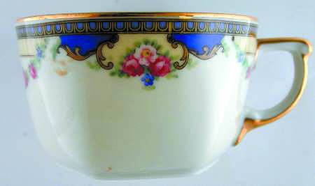 Premier (Multisided) Flat Cup