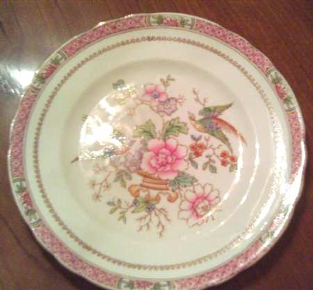 C8363 (Scalloped) Dinner Plate