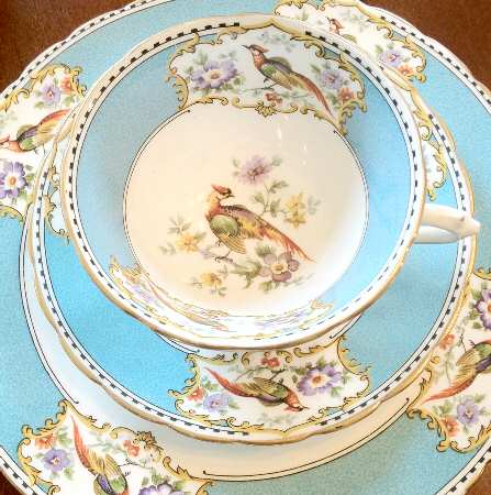 TUS61 Footed Cup & Saucer Set
