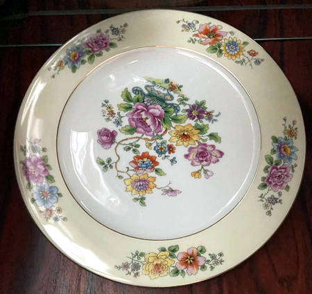 THO221 Dinner Plate