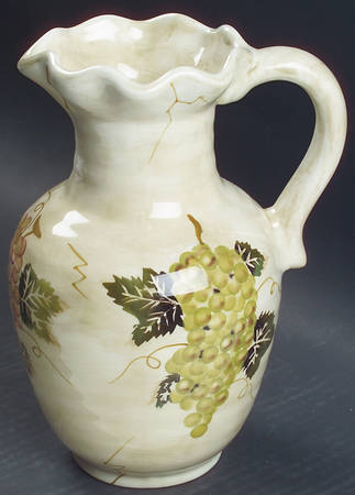 Cabernet (Semi Scallop, Rippled) 64 Oz Pitcher
