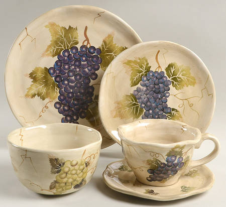 Cabernet (Semi Scallop, Rippled) 5 Piece Place Setting