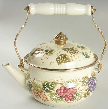 Cabernet (Semi Scallop, Rippled) Metal Kettle & Lid