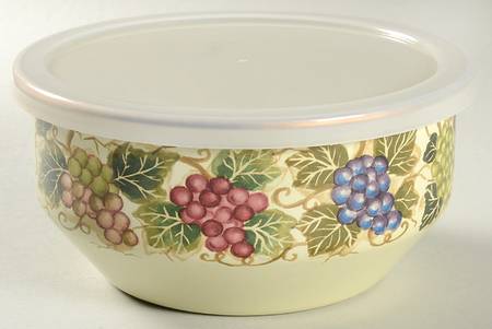 Cabernet (Semi Scallop, Rippled) 6" Metal Mixing Bowl & Plastic Lid by Tabletops Unlimited