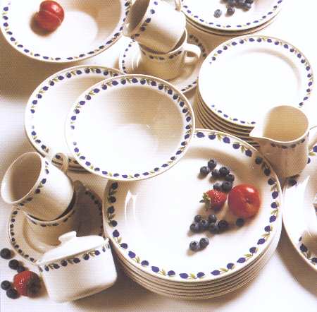Blueberry Bangle by Tienshan