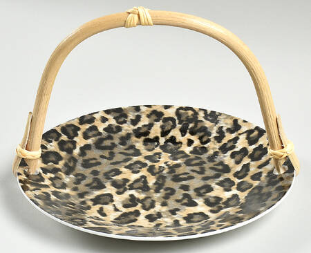 Leopard 5 3/8"-5 5/8" Bamboo Handled Serving Plate  HC