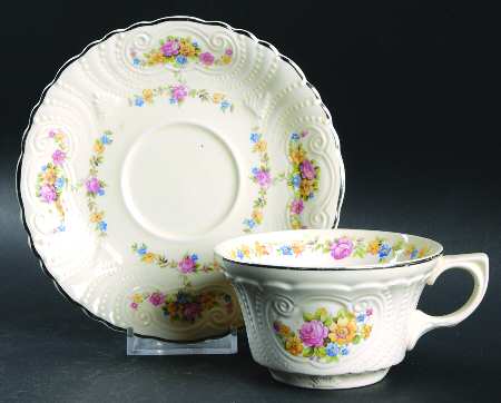 THP21 Flat Cup & Saucer Set