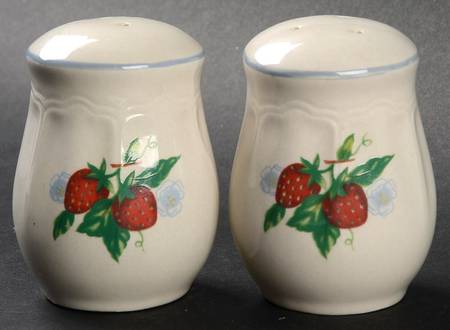 Susana Salt & Pepper Set