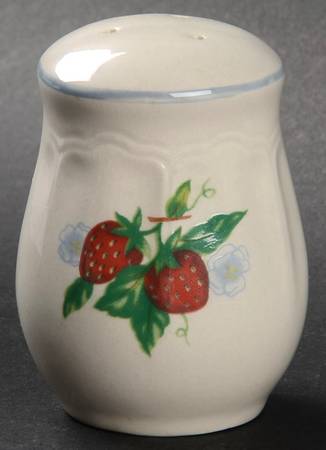 Susana Pepper Shaker