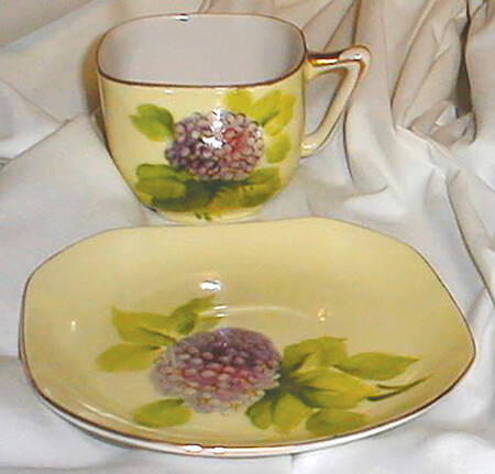 Tsl1 Flat Cup & Saucer Set