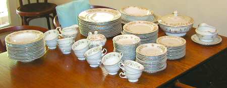 20788 Footed Cup & Saucer Set