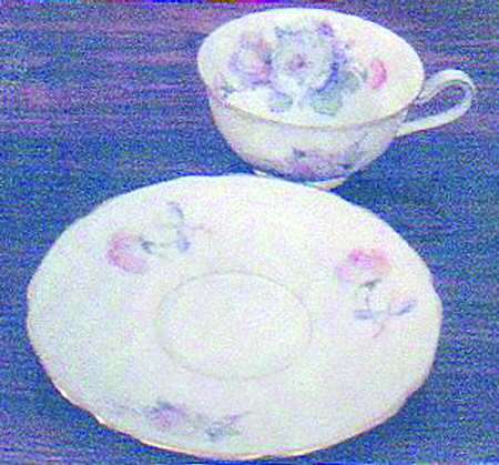 TIR286 Footed Cup & Saucer Set