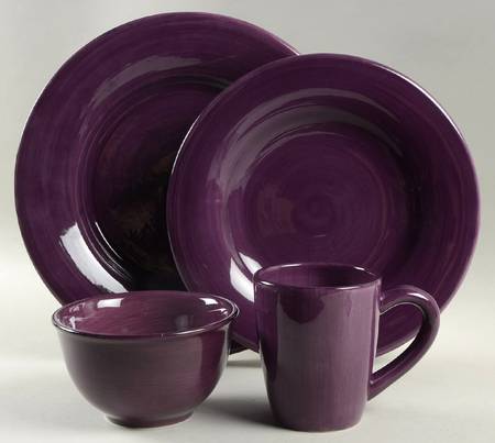 Espana Plum 4 Piece Place Setting