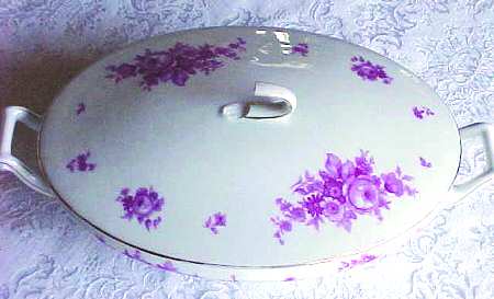 3179b (Smooth, Plain) Oval Covered Vegetable